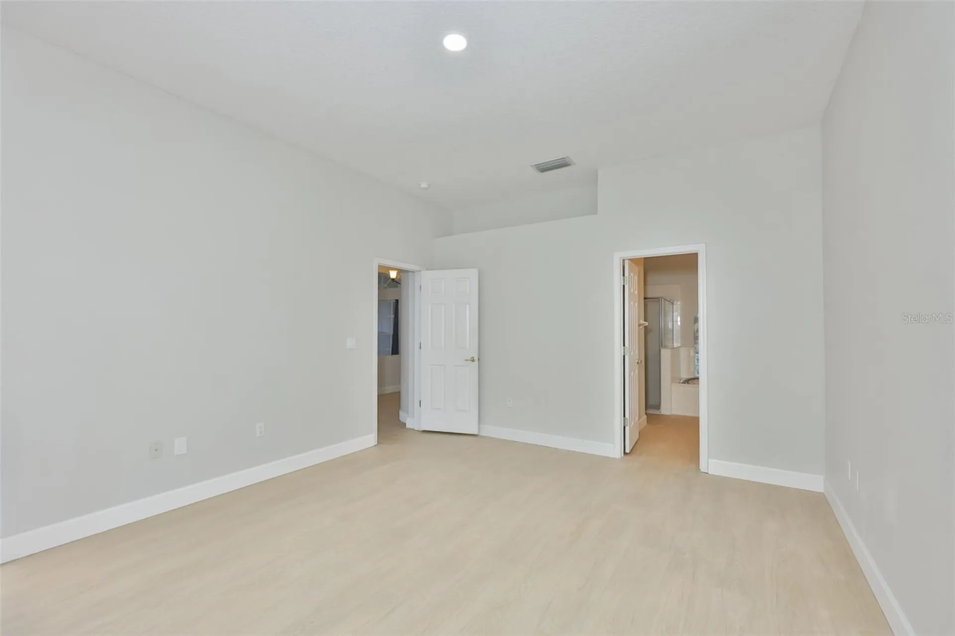 8613 Herons Cove Place Tampa FL 33647