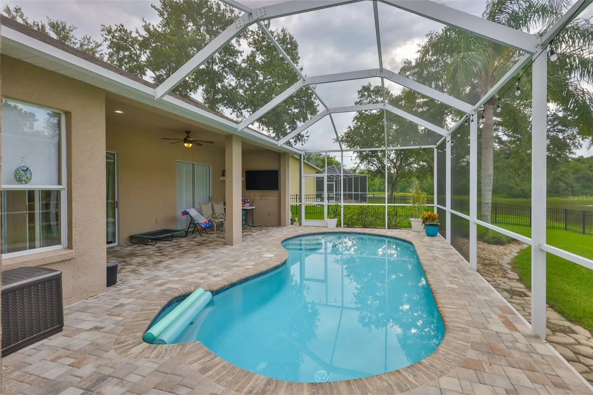 8613 Herons Cove Place Tampa FL 33647
