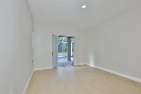 8613 Herons Cove Place Tampa FL 33647