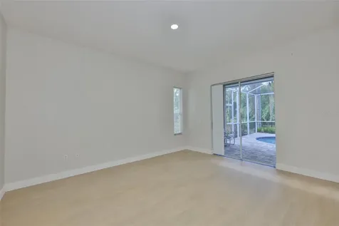 8613 Herons Cove Place Tampa FL 33647