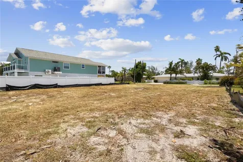 132 Crescent Drive Anna Maria FL 34216