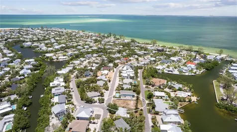 132 Crescent Drive Anna Maria FL 34216