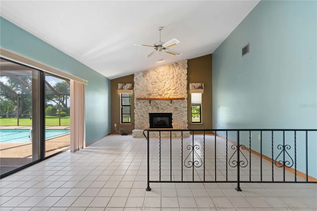 12313 SW Kingsway Circle Lake Suzy FL 34269