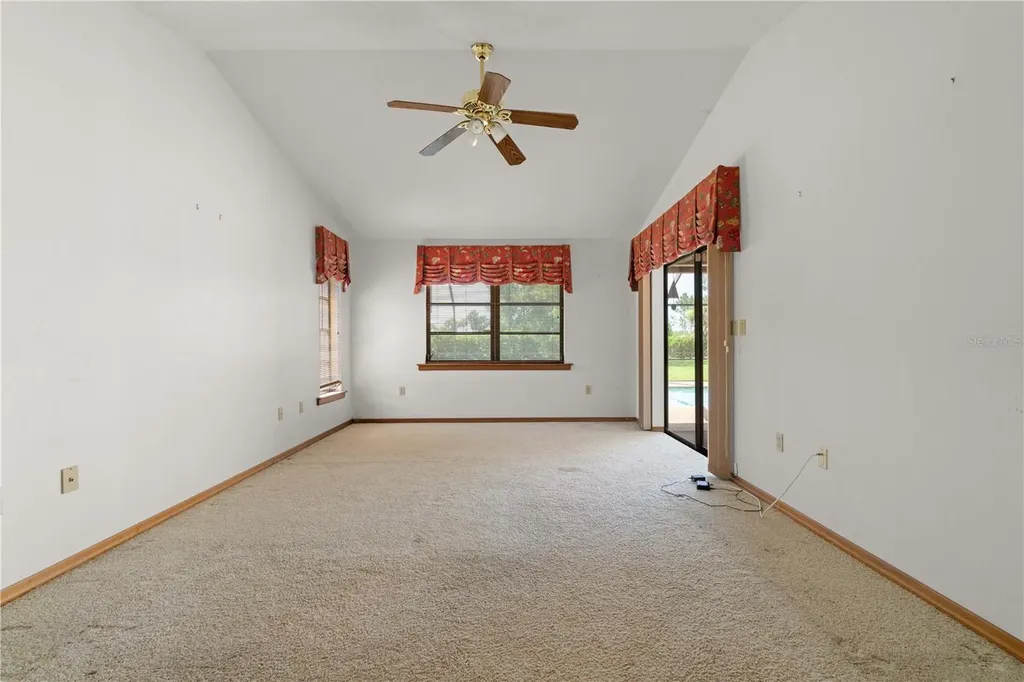 12313 SW Kingsway Circle Lake Suzy FL 34269