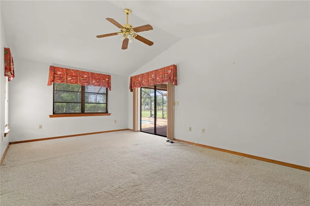 12313 SW Kingsway Circle Lake Suzy FL 34269