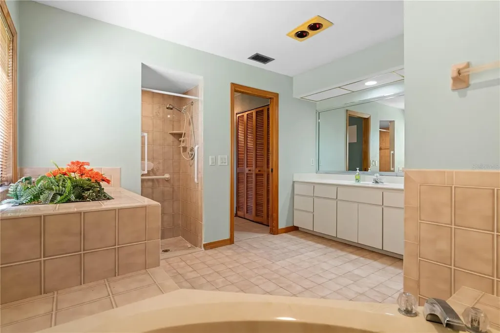 12313 SW Kingsway Circle Lake Suzy FL 34269