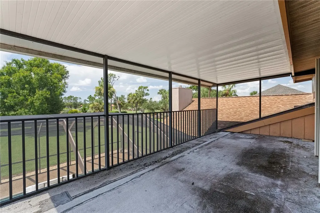 12313 SW Kingsway Circle Lake Suzy FL 34269