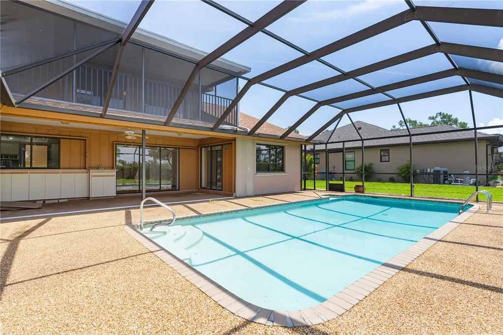 12313 SW Kingsway Circle Lake Suzy FL 34269