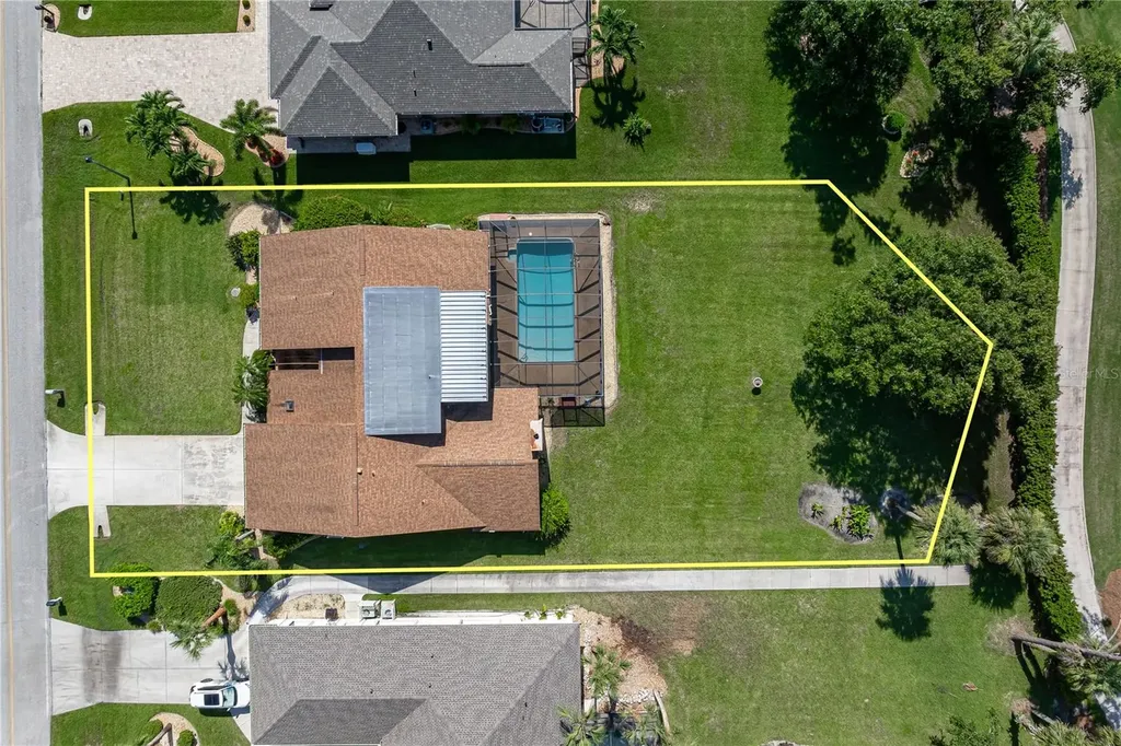 12313 SW Kingsway Circle Lake Suzy FL 34269