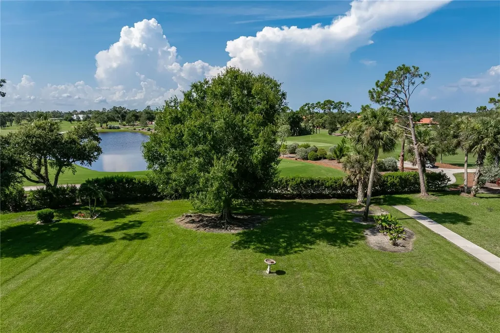 12313 SW Kingsway Circle Lake Suzy FL 34269