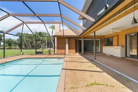 12313 SW Kingsway Circle Lake Suzy FL 34269