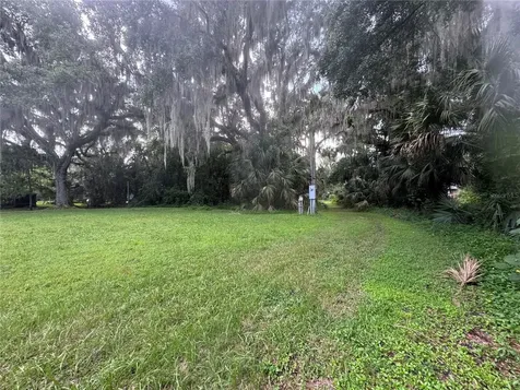 1530 Swamp Lane Geneva FL 32732