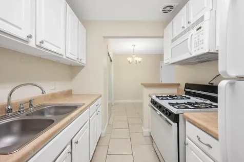 1700 SW 16th Court Gainesville FL 32608