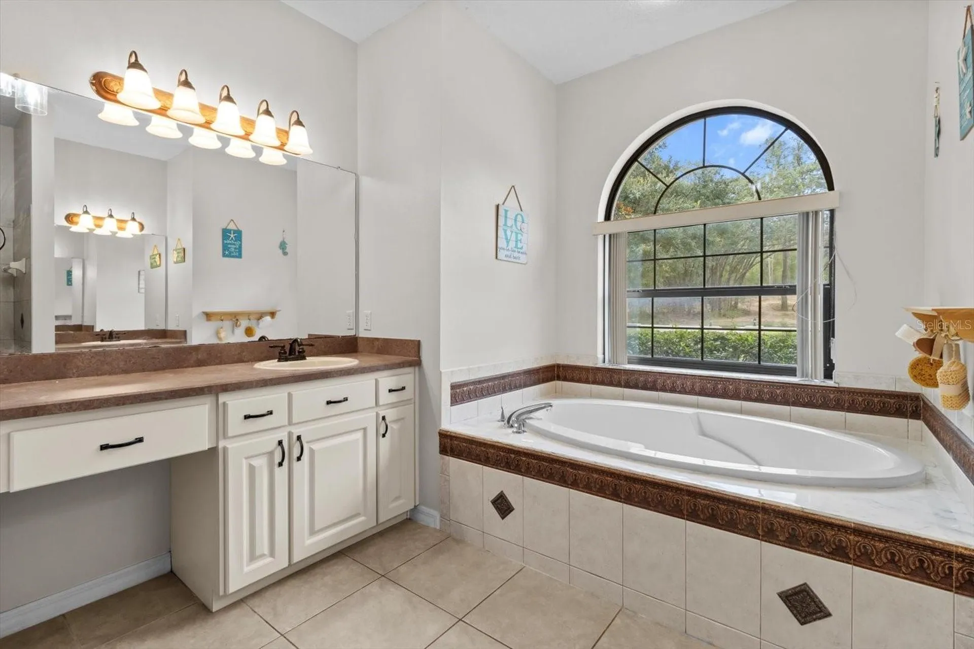 657 W Keller Street Hernando FL 34442