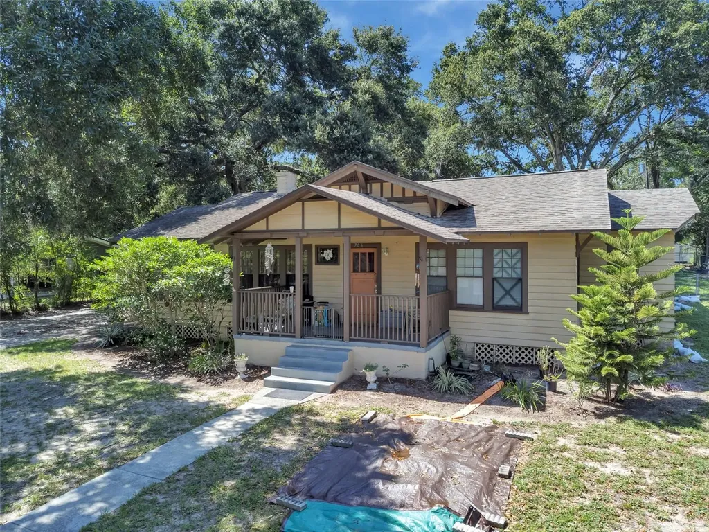 706 Carlton Avenue Lake Wales FL 33853