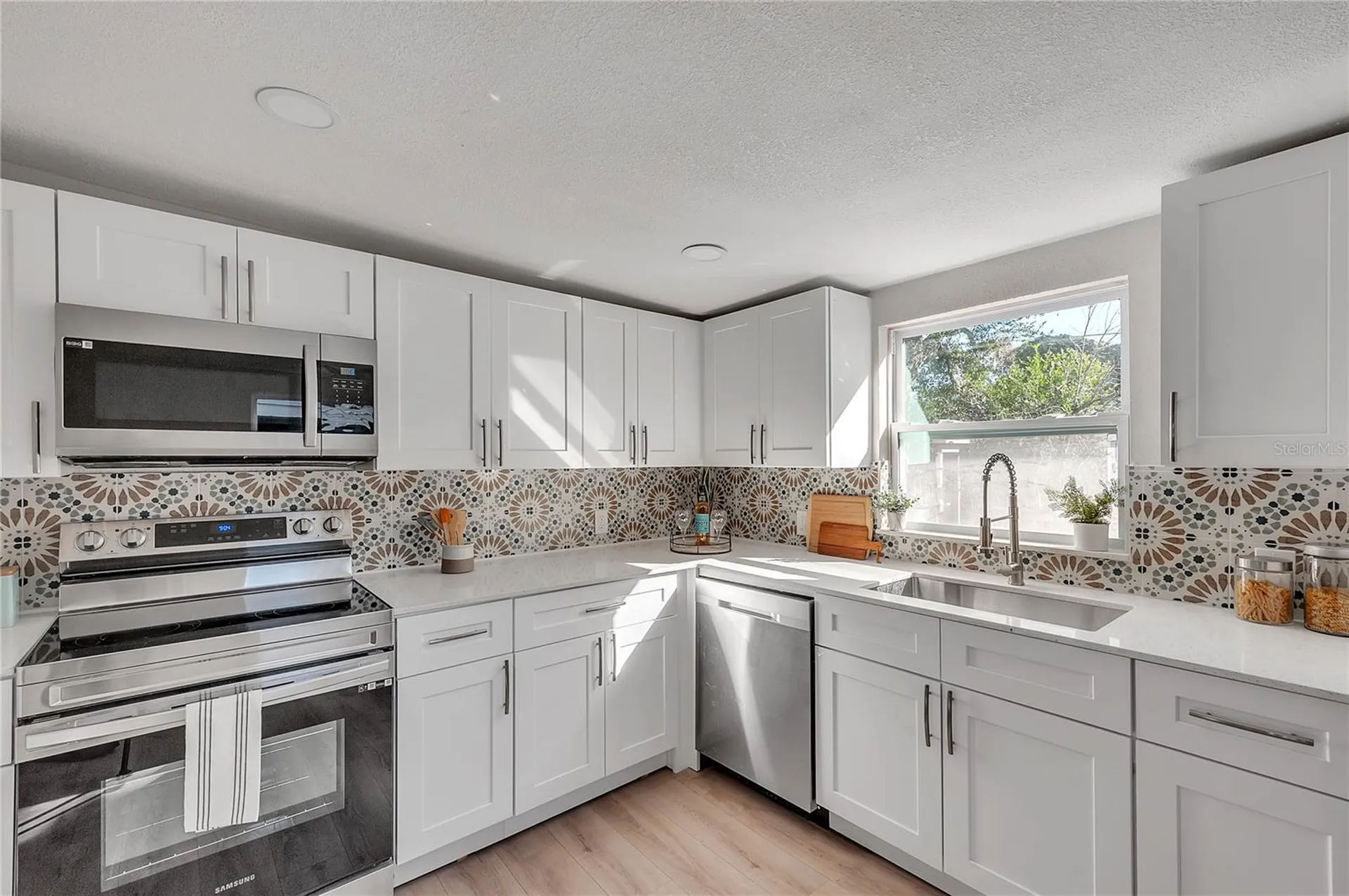 3458 Queensboro Avenue S St Petersburg FL 33711