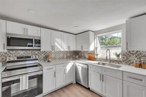 3458 Queensboro Avenue S St Petersburg FL 33711