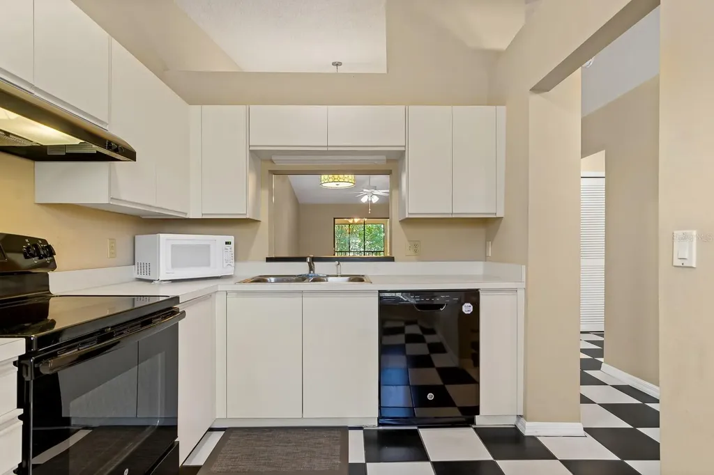 2188 Elm Street Dunedin FL 34698