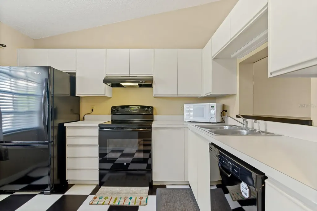 2188 Elm Street Dunedin FL 34698