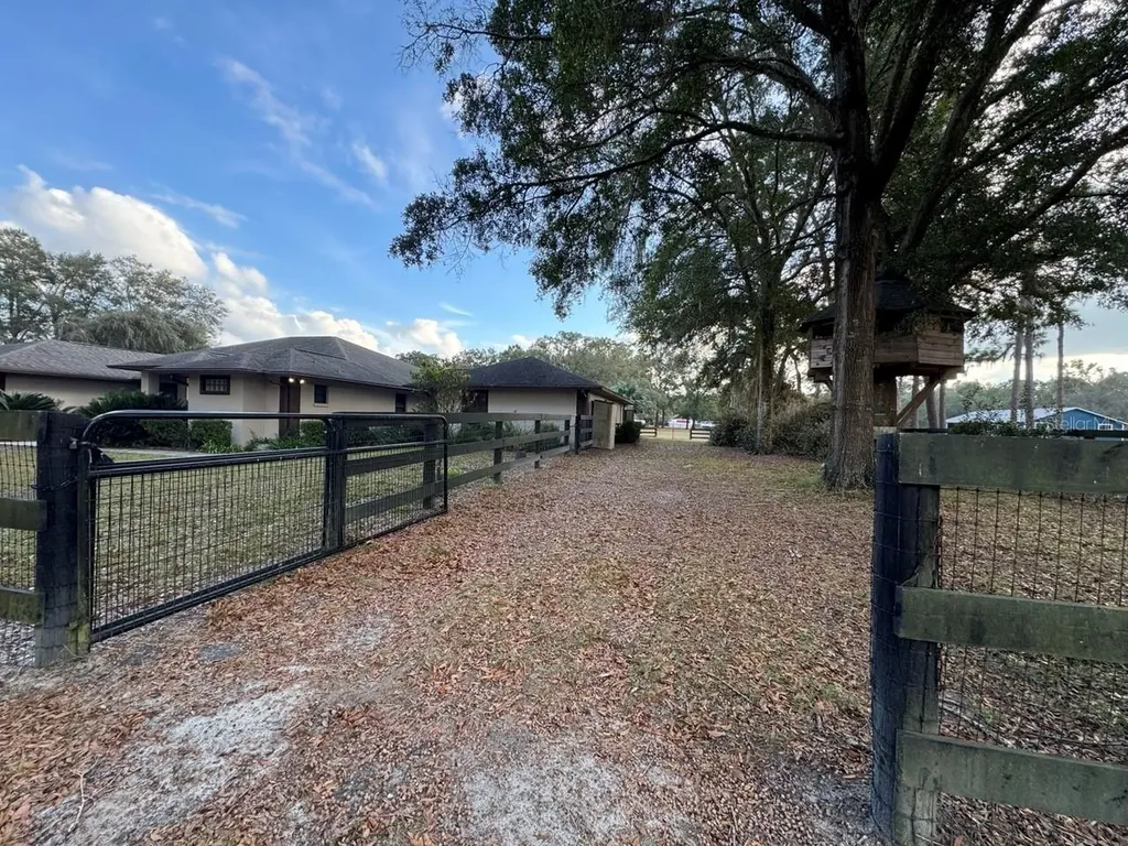 7444 NW 14th Street Ocala FL 34482