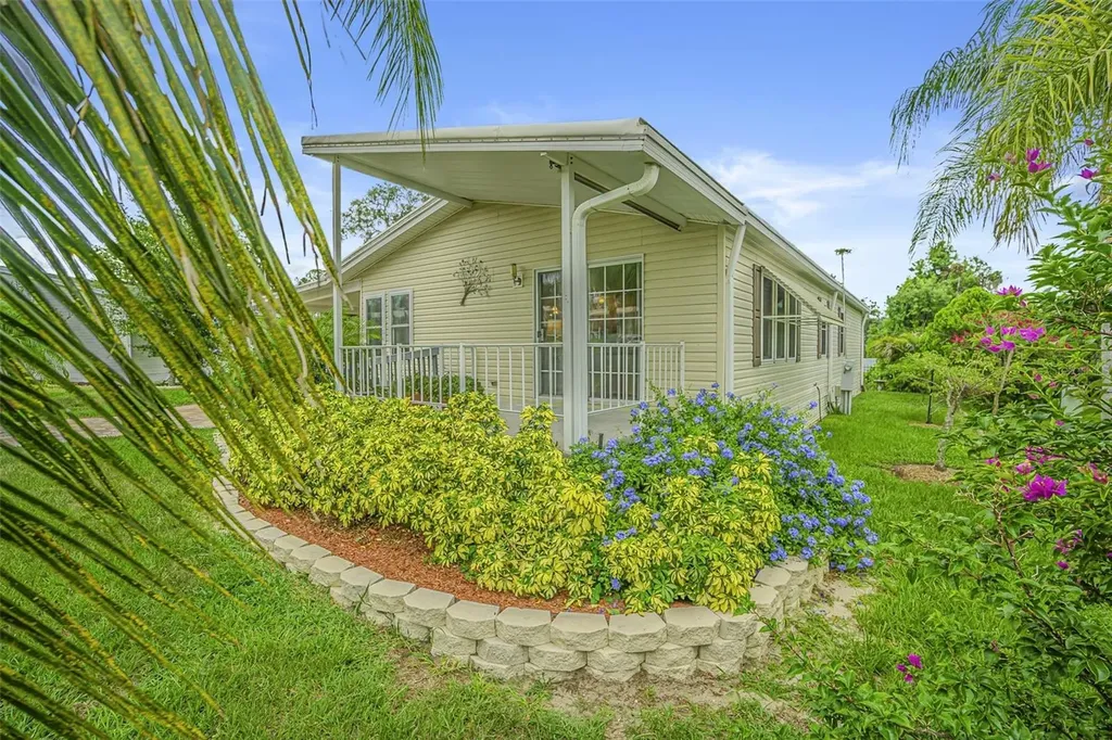 37654 Neukom Avenue Zephyrhills FL 33541