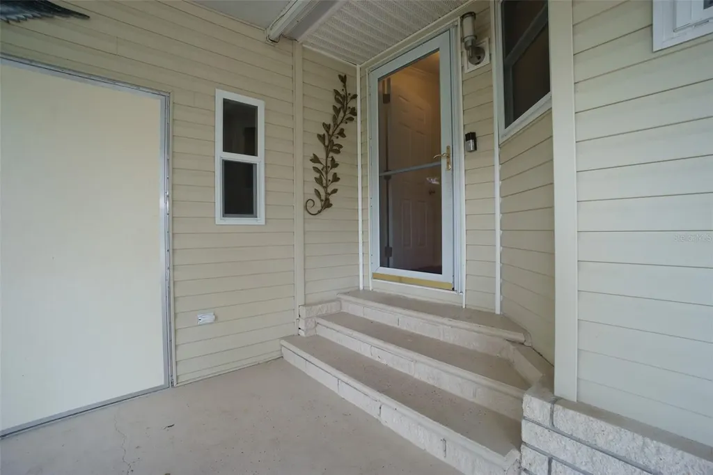 37654 Neukom Avenue Zephyrhills FL 33541