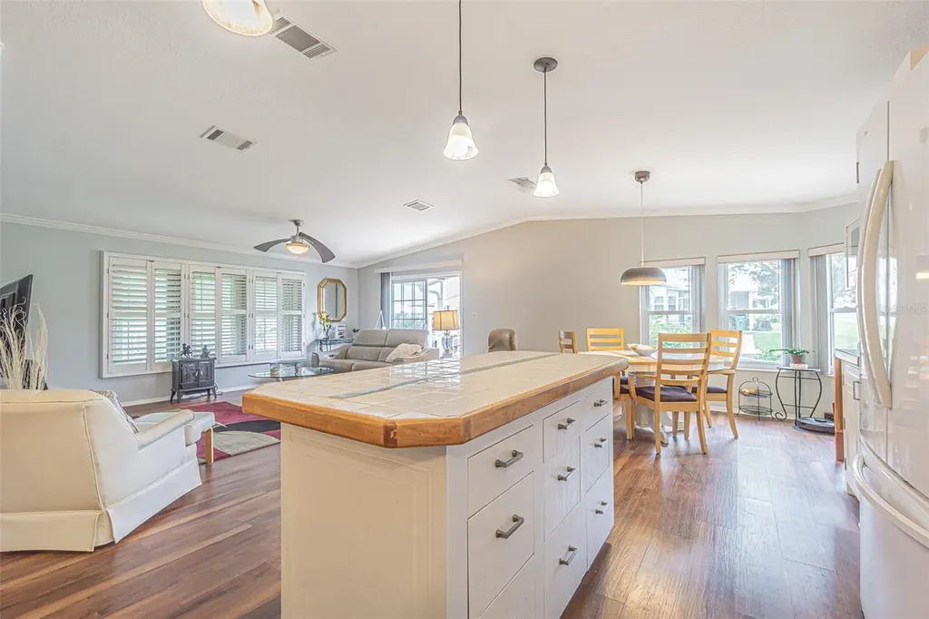 37654 Neukom Avenue Zephyrhills FL 33541
