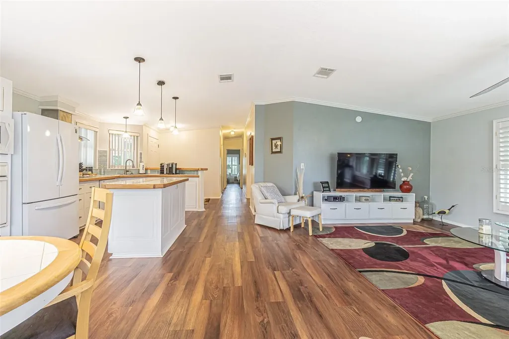 37654 Neukom Avenue Zephyrhills FL 33541