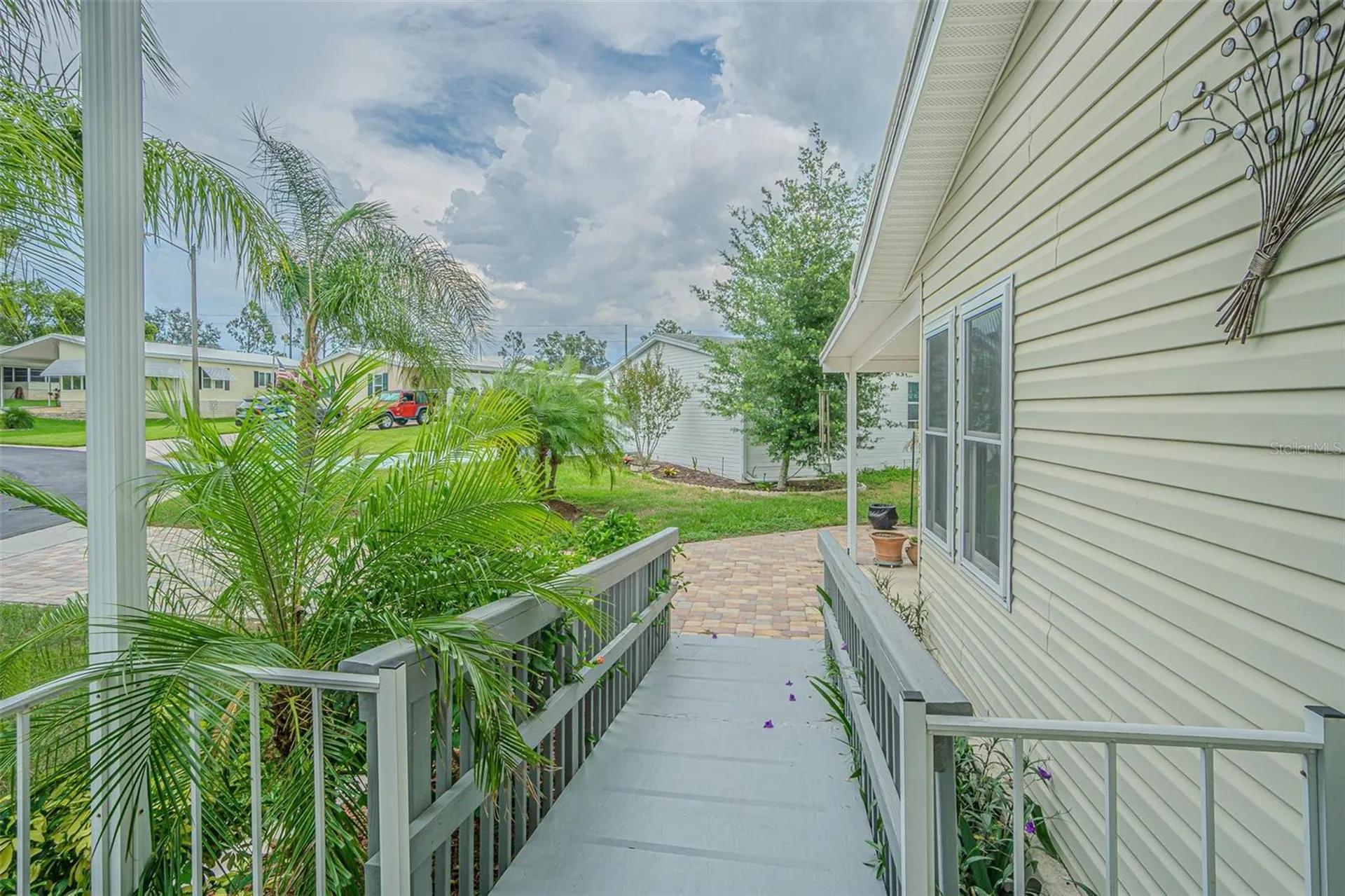 37654 Neukom Avenue Zephyrhills FL 33541
