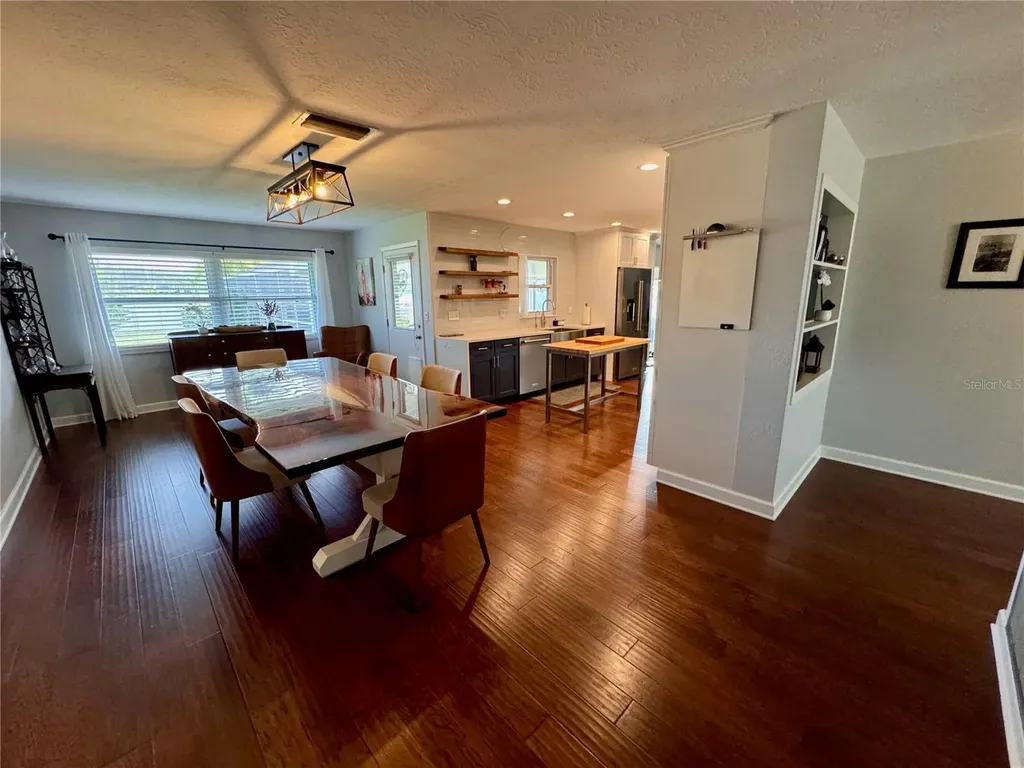 2207 51st Street W Bradenton FL 34209