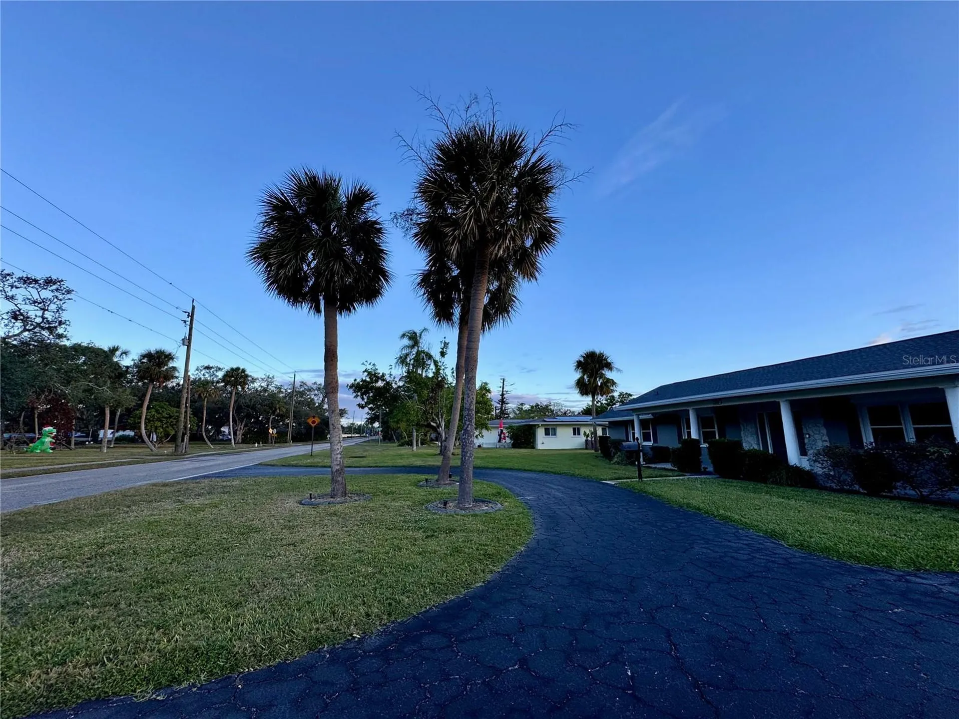 2207 51st Street W Bradenton FL 34209