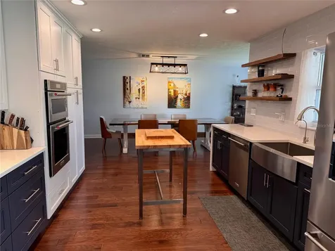 2207 51st Street W Bradenton FL 34209