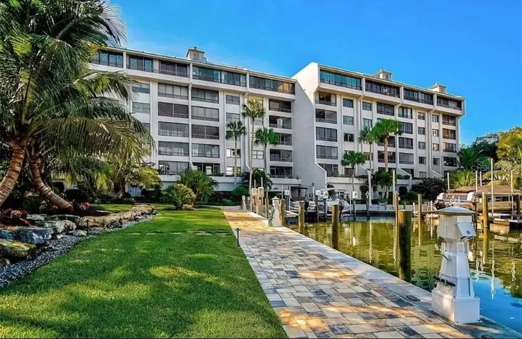 5911 Midnight Pass Road Sarasota FL 34242