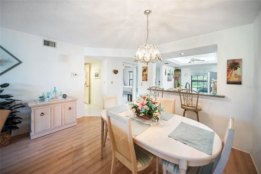 4406 Weybridge Sarasota FL 34235