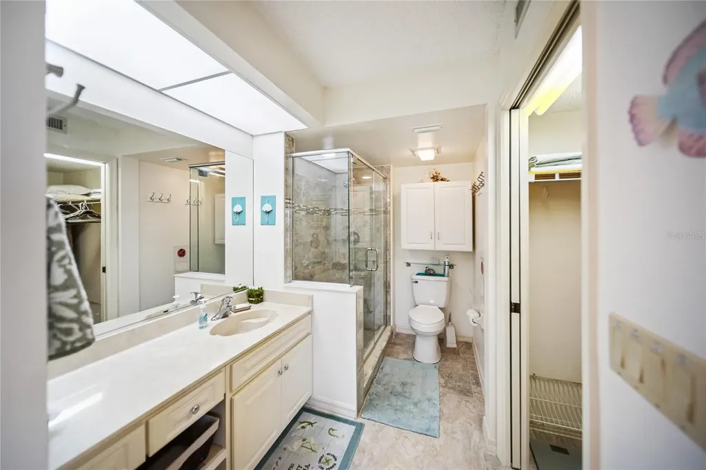 4406 Weybridge Sarasota FL 34235