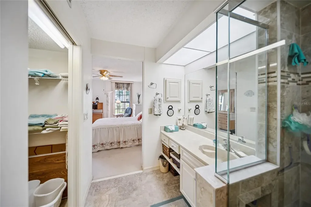 4406 Weybridge Sarasota FL 34235