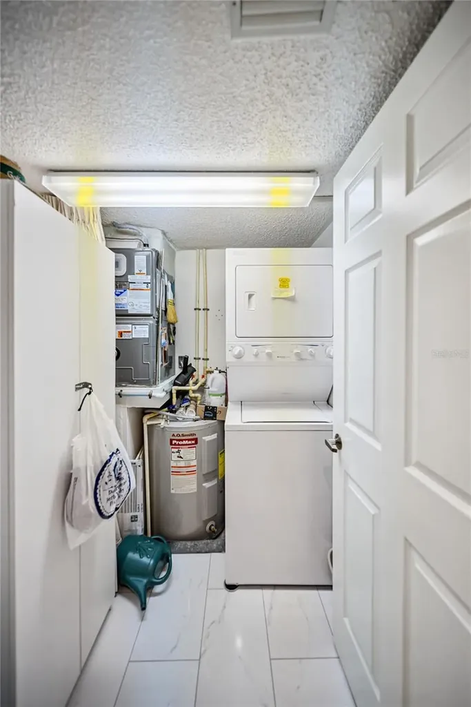 4406 Weybridge Sarasota FL 34235
