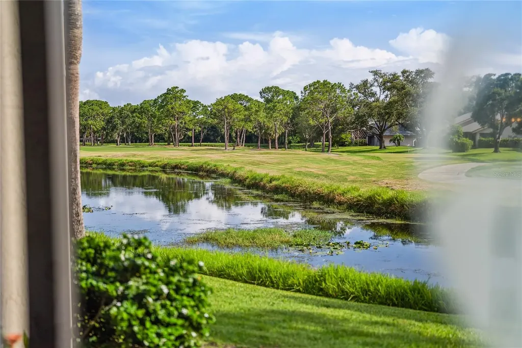 4406 Weybridge Sarasota FL 34235