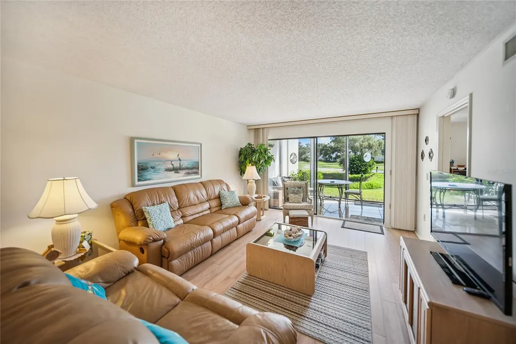 4406 Weybridge Sarasota FL 34235