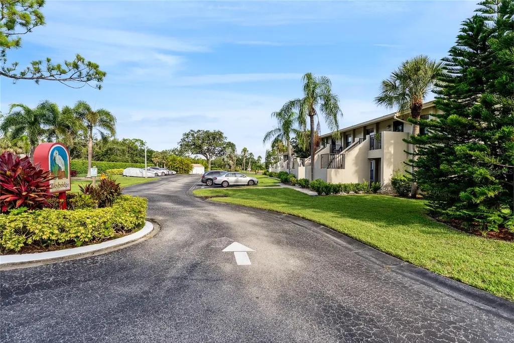 4406 Weybridge Sarasota FL 34235