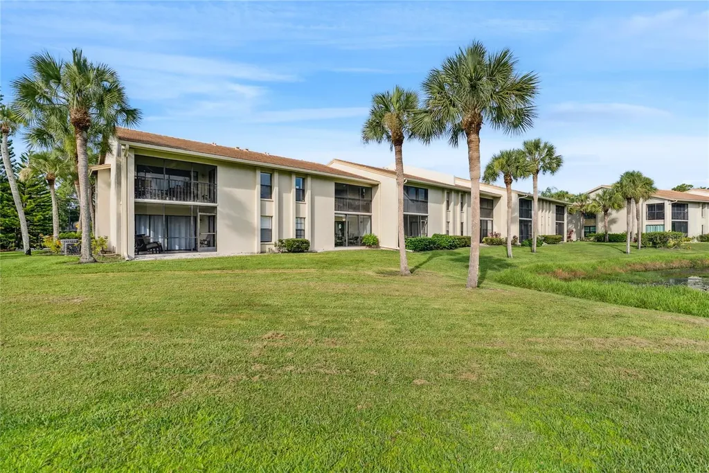 4406 Weybridge Sarasota FL 34235