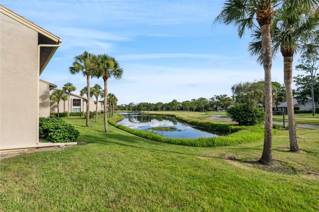 4406 Weybridge Sarasota FL 34235