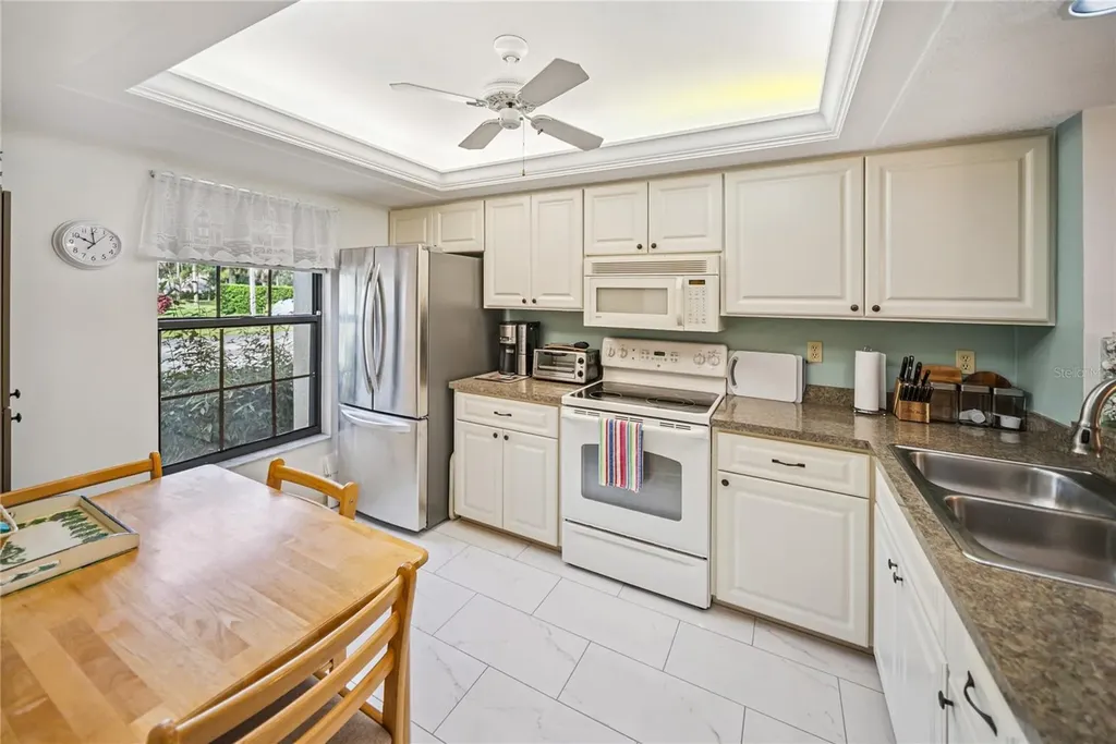 4406 Weybridge Sarasota FL 34235