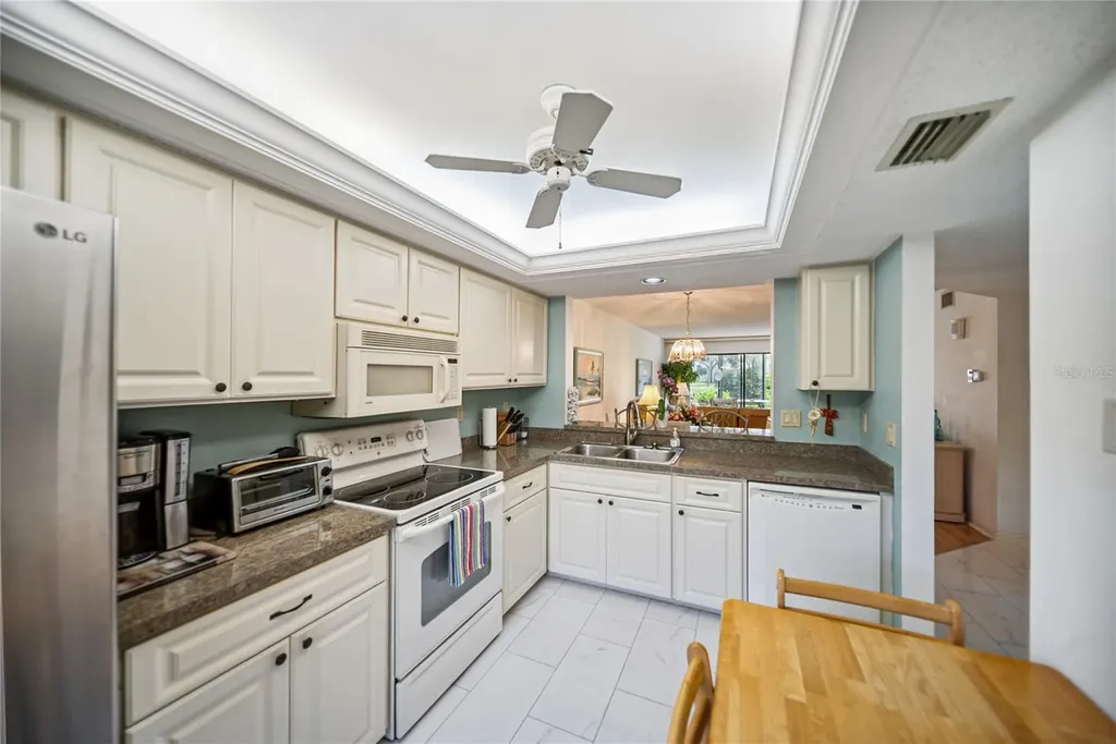 4406 Weybridge Sarasota FL 34235
