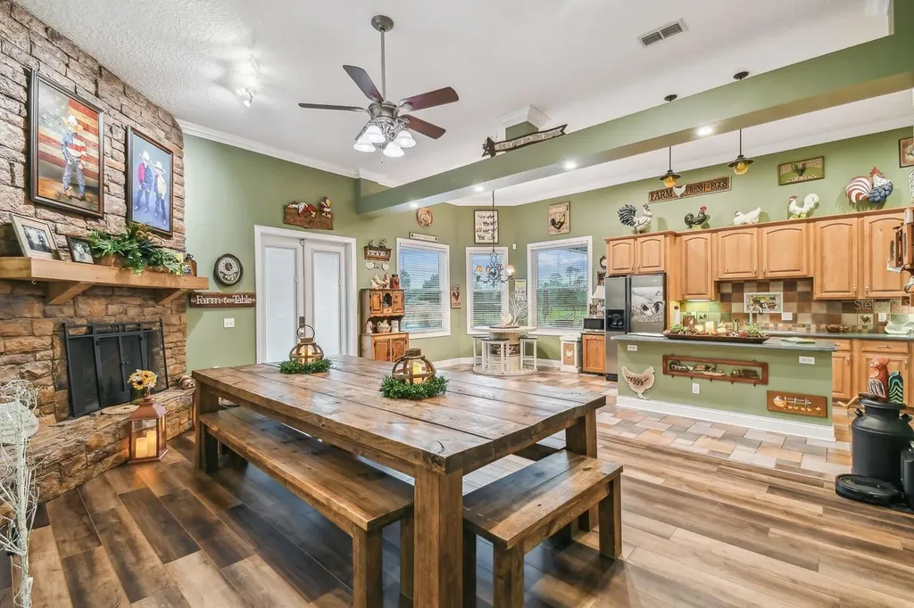 19315 Lake Pickett Road Orlando FL 32820