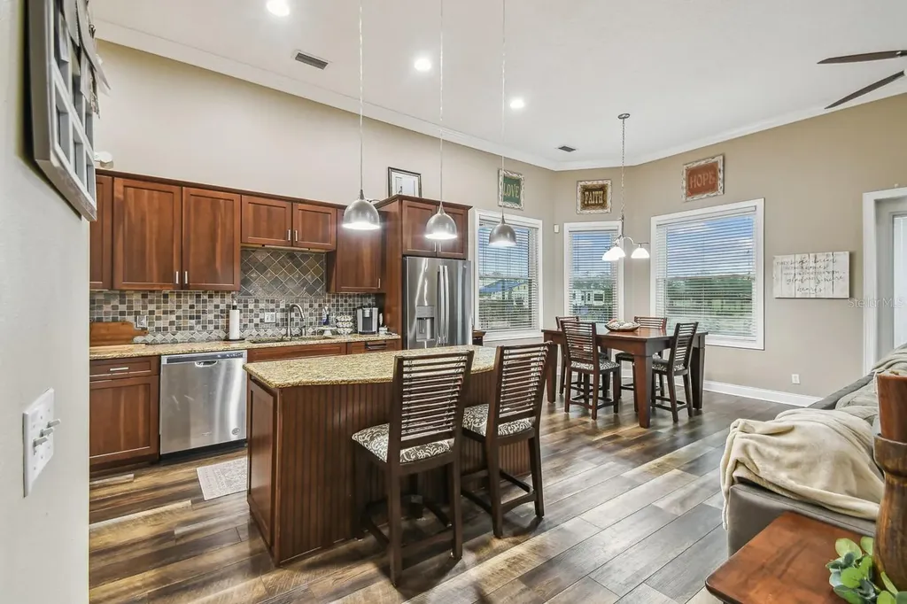 19315 Lake Pickett Road Orlando FL 32820