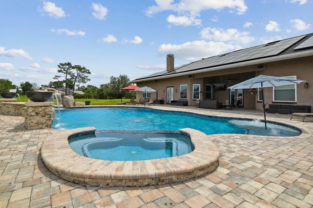 19315 Lake Pickett Road Orlando FL 32820