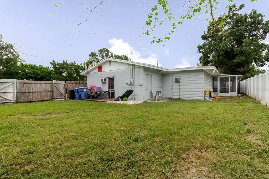 7200 8th Street N St Petersburg FL 33702