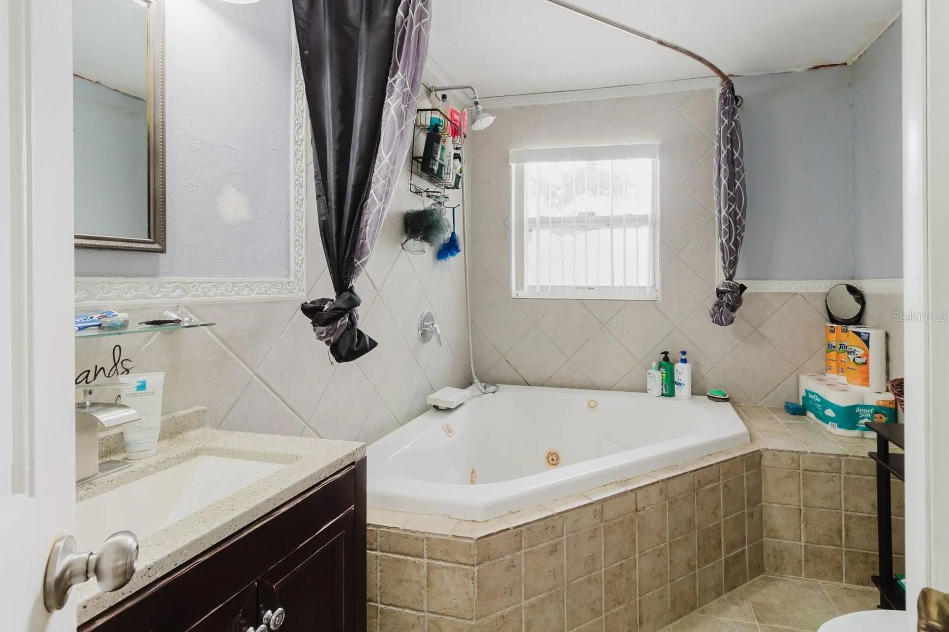 7200 8th Street N St Petersburg FL 33702