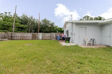 7200 8th Street N St Petersburg FL 33702